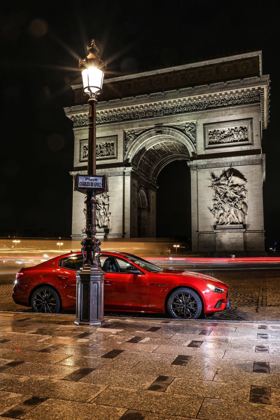  Maserati Ghibli S Q4 GranSport Nerissimo Pack 2018 года  (фото 16 из 18)